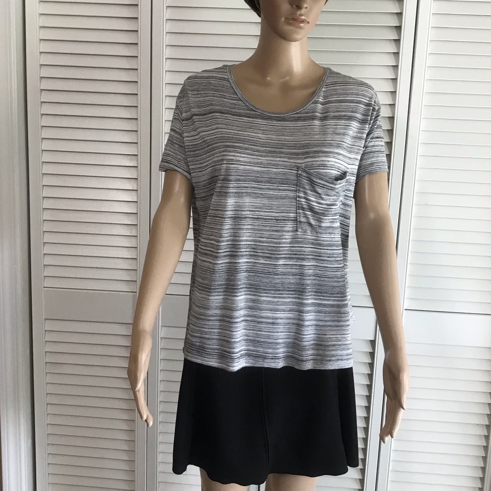 Gap Shirt SZ SM‎